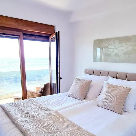Best Villa Vir *